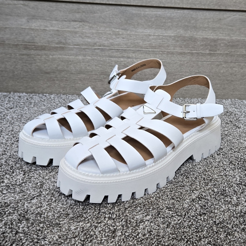 DV by Dolce Vita Loera White Platform Sandals NEW size 9.5